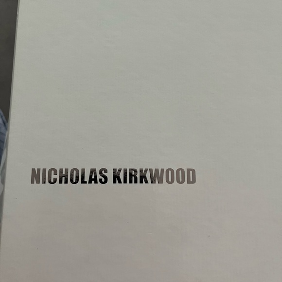 Nicholas Kirkwood gold sandals with pearl - Picture 3 of 10